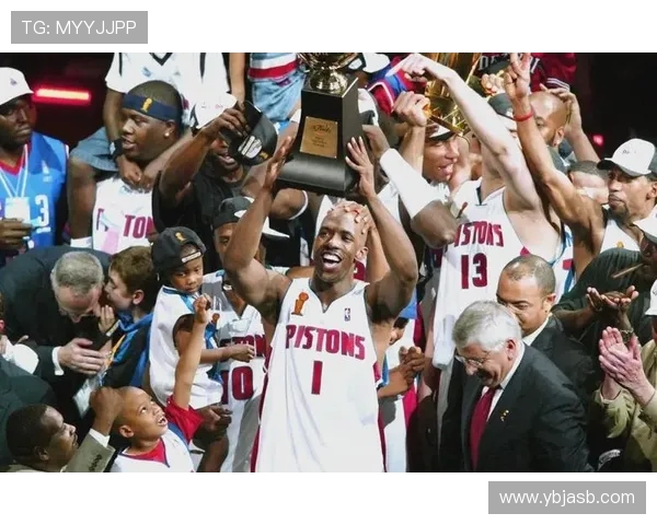 活塞主帅双表态:慎对外交流,力挺比卢普斯 活塞主帅双表态:慎对外交流,力挺比卢普斯